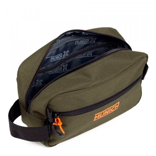 recycled-gym-sports-toiletry-bag