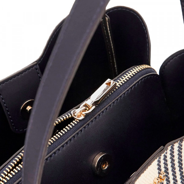 grosse-nicolette-tasche