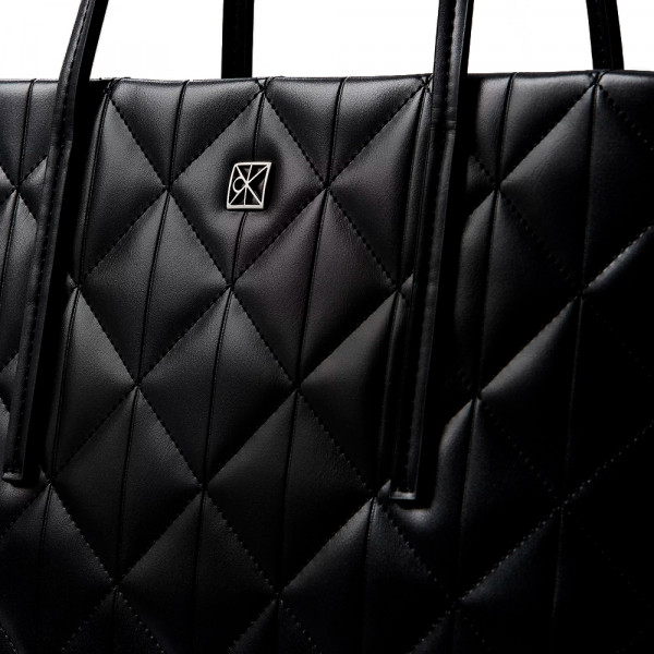 petit-sac-fourre-tout-matelasse-a-logo-signature