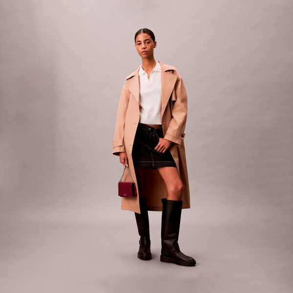 portafoglio-con-catena-monogrammata