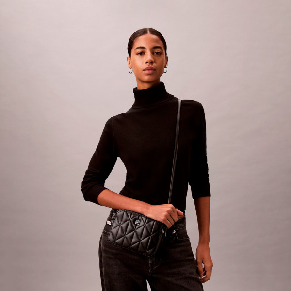 padded-shoulder-bag-with-double-zipper-and-iconic-logo