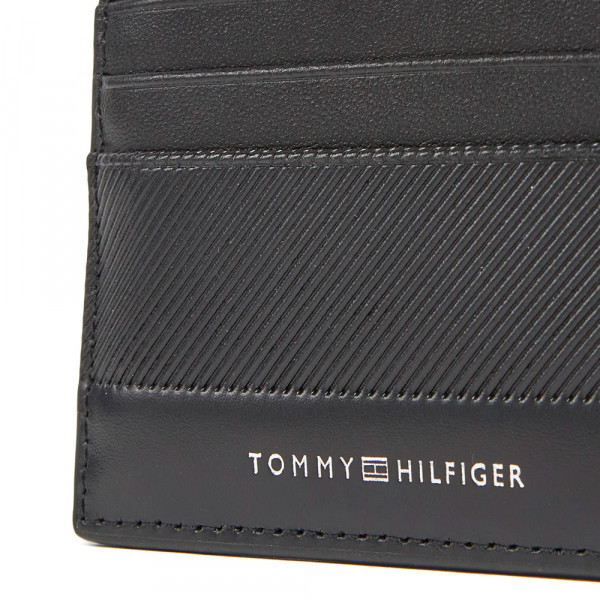 foundation-card-holder