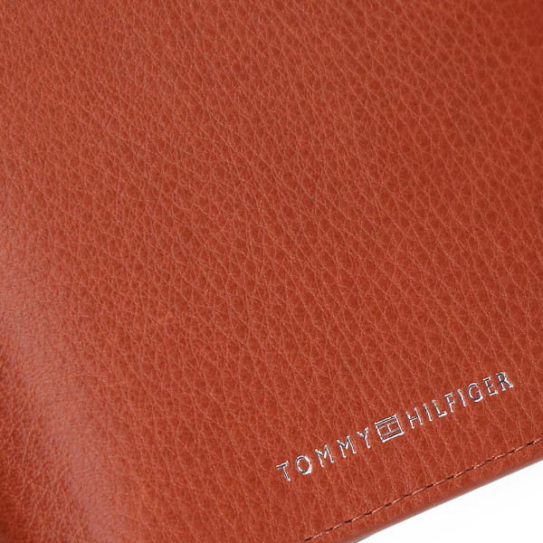 cartera-plegable-corporate-con-solapa-y-logo