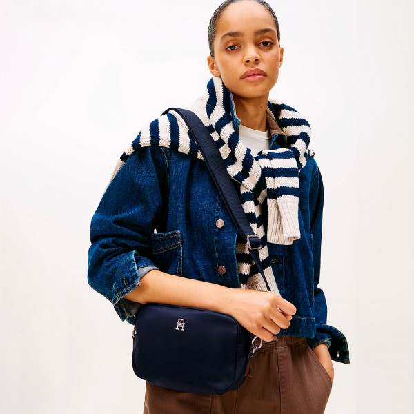 technical-fabric-shoulder-bag