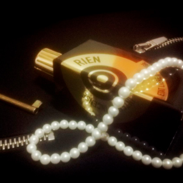 rien-intense-incense