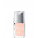 Nail lacquer - couture color - shine and long duration - gel effect - protective treatment