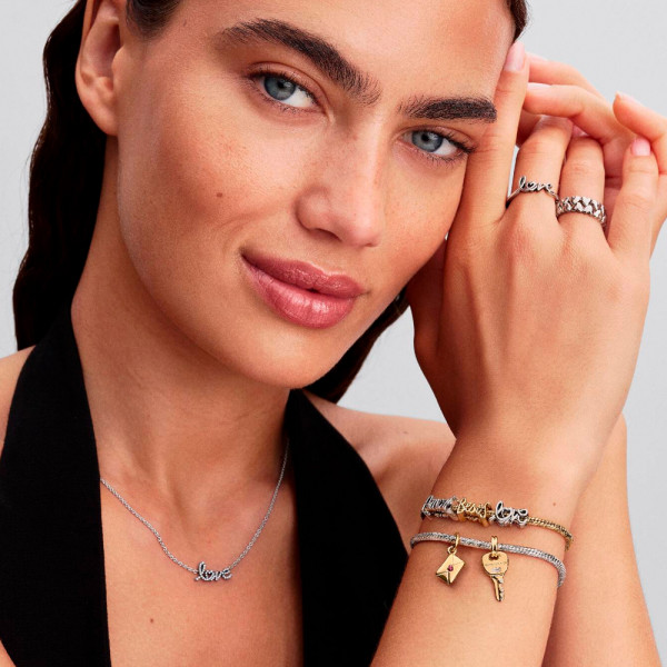 charm-besos-escrito-a-mano