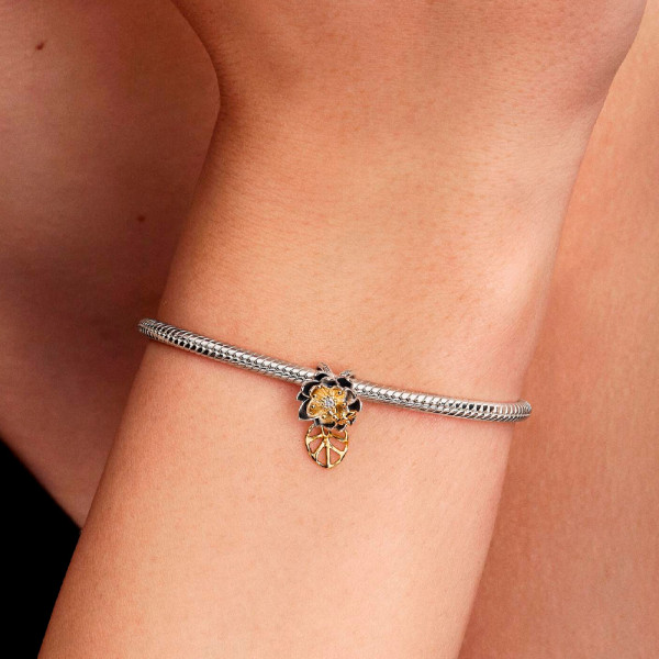 princesse-tiana-de-disney-fleur-de-lotus-diamant-de-laboratoire