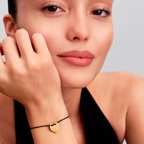 gravierbares-armband-schwarze-kordel-mit-schiebeverschluss