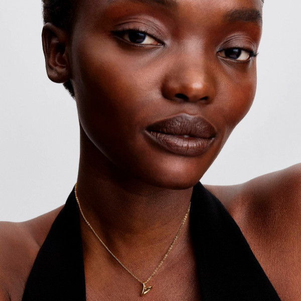 small-heart-necklace-organic-shape