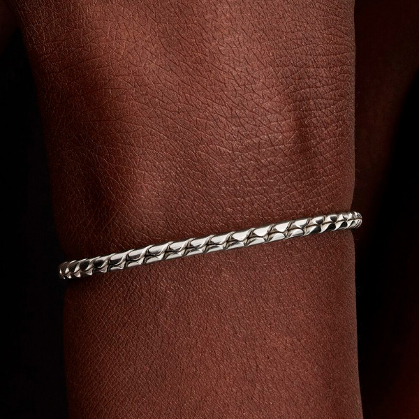 pulseira-de-corrente-alada-com-fecho-redondo-em-prata-esterlina-594028c00