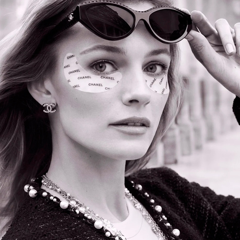 le-lift-flash-eye-smooths-firms-tightening-effect