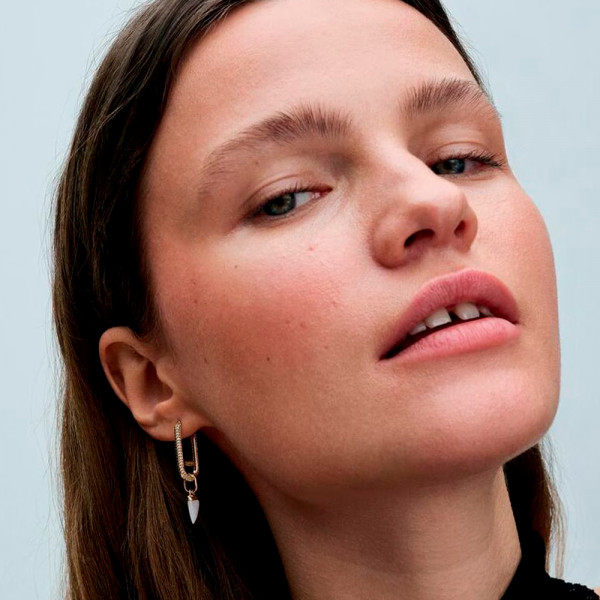 pandora-me-shark-tooth-mini-pendant-charm-763373c01