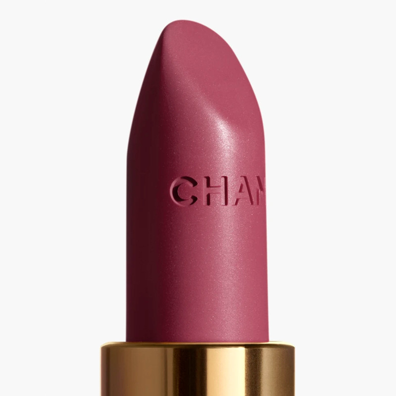 rouge-allure-velvet-rozswietlajaca-aksamitna-szminka