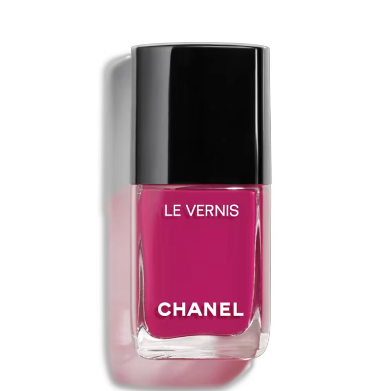 le-vernis-colore-e-brillantezza-a-lunga-durata