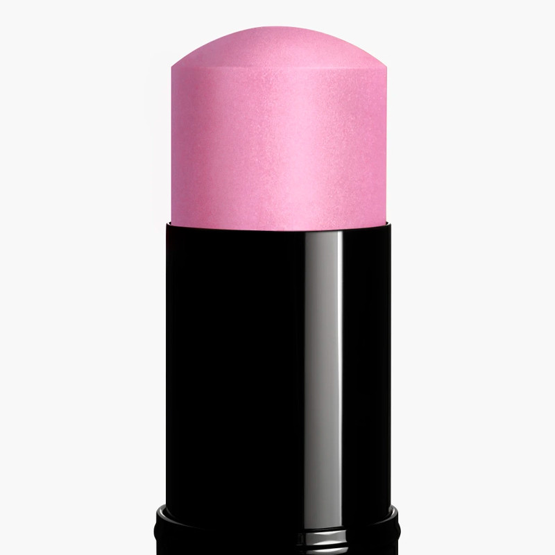 baume-essentiel-rouge-noir-wielofunkcyjny-rozswietlacz-w-sztyfcie