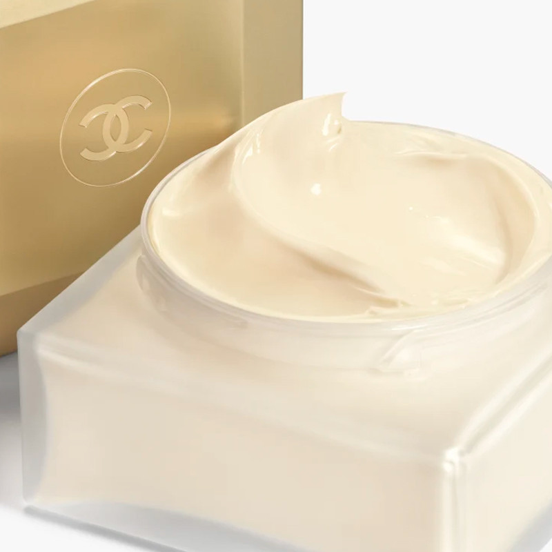 gabrielle-chanel-creme-illuminatrice-pour-le-corps