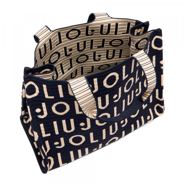 medium-knitted-tote-bag