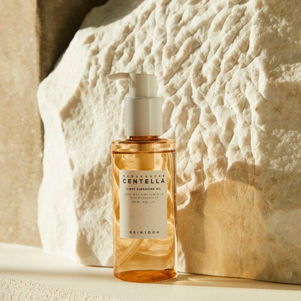 centella-light-cleansing-oil-latt-olja-rengoringsmedel