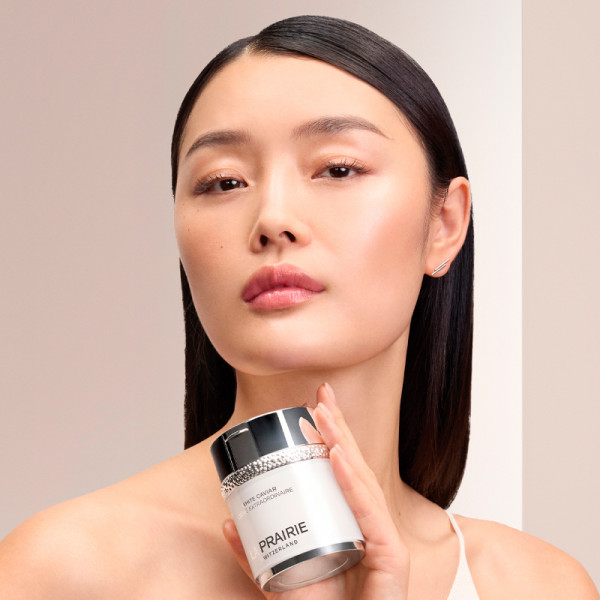 white-caviar-creme-extraordinaire-lysende-ansigtscreme