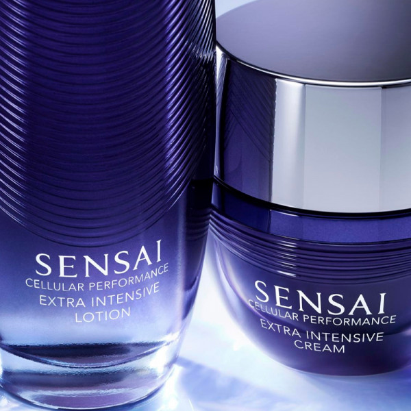 cellular-performance-extra-intensive-lotion-aterfuktande-lotion-aterupplivande