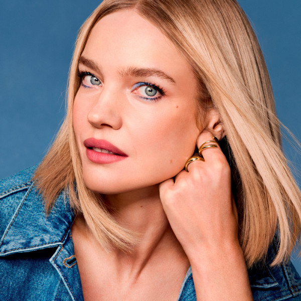 meteorites-blooming-glow-light-revealing-powder-pearls