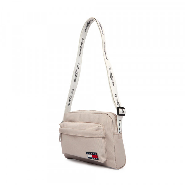 bolsa-transversal-essencial-para-o-dia-a-dia