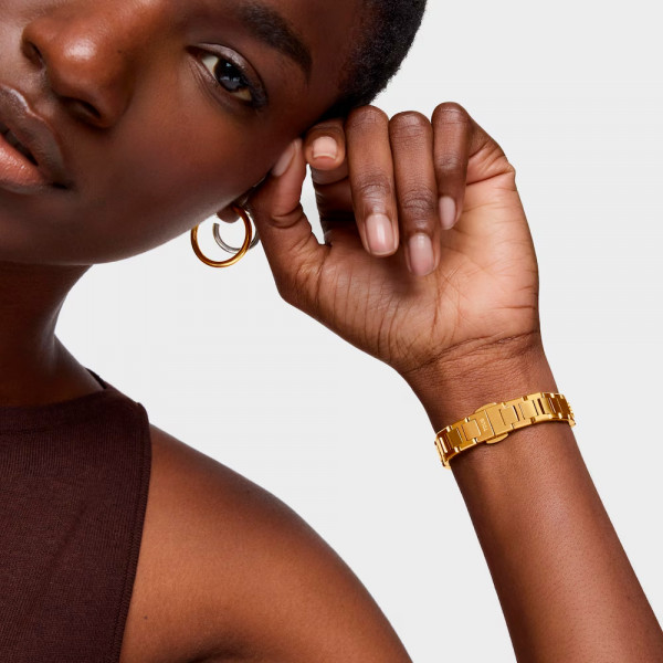 reloj-analogico-con-brazalete-de-acero-dorado-icon-time