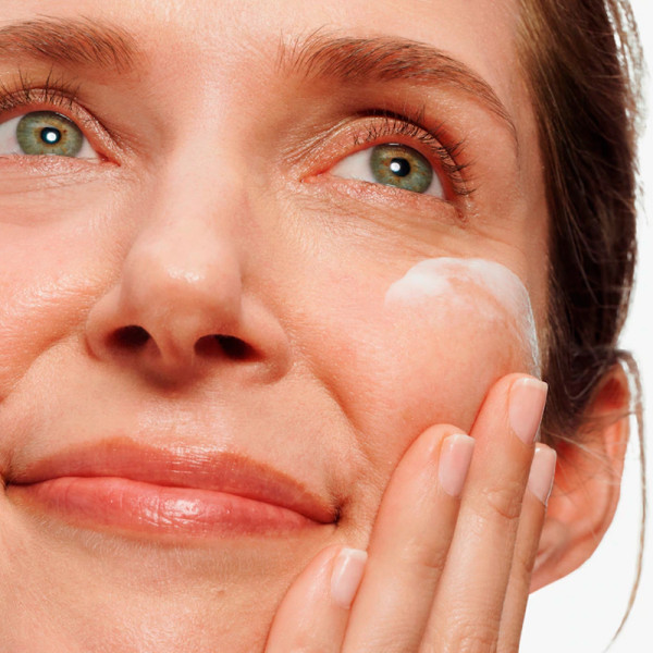 turnaround-crema-hidratante-revitalizante-durante-la-noche