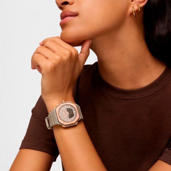 relogio-analogico-digital-bet-em-aco-dourado-rose-com-pulseira-de-nylon-taupe