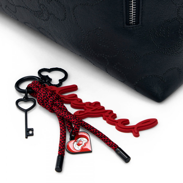 mittelgrosser-rucksack-mit-mickey-mouse-applikationen