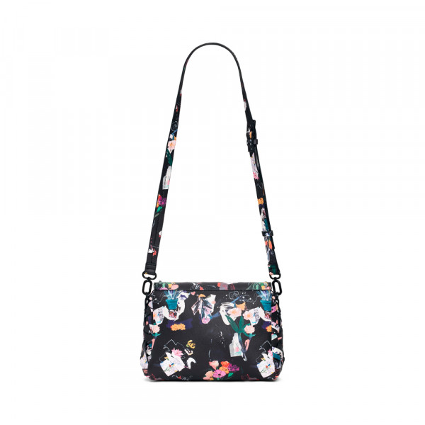 kleine-geflochtene-tasche-mit-blumenmuster
