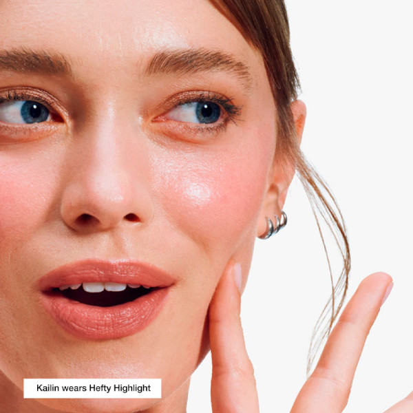 chubby-stick-sculpting-highlight-make-up-zum-hervorheben