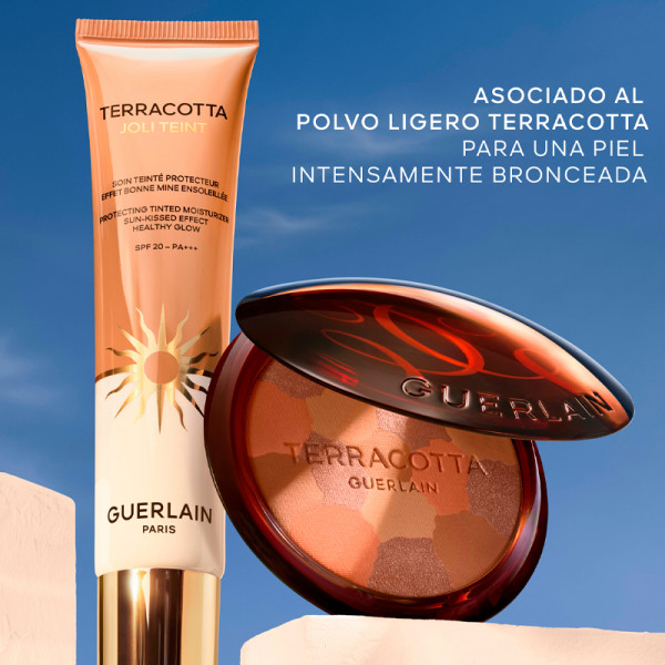 terracota-joli-teint-trattamento-colore-per-una-pelle-bella-un-effetto-viso-fresco-e-sano