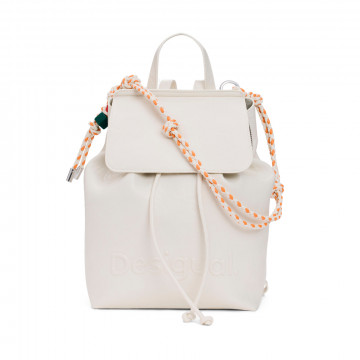 pequenos-pingentes-para-mochilas