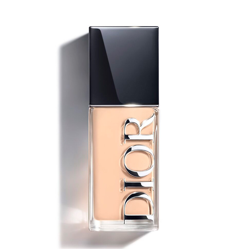 Dior 1.5-Warm Fluid Base Forever Skin Glow Luminous Foundation - 24-Hour Wear - 48-Hour Hydration - Triple Action Treatment - Spf 25 Pa+++