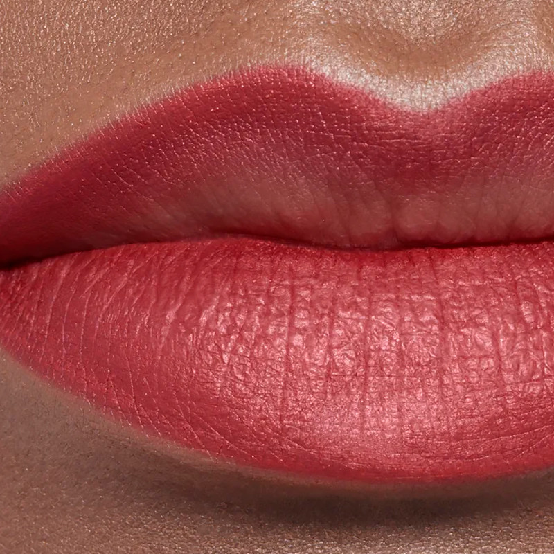 le-crayon-levres-crayon-a-levres-longue-tenue