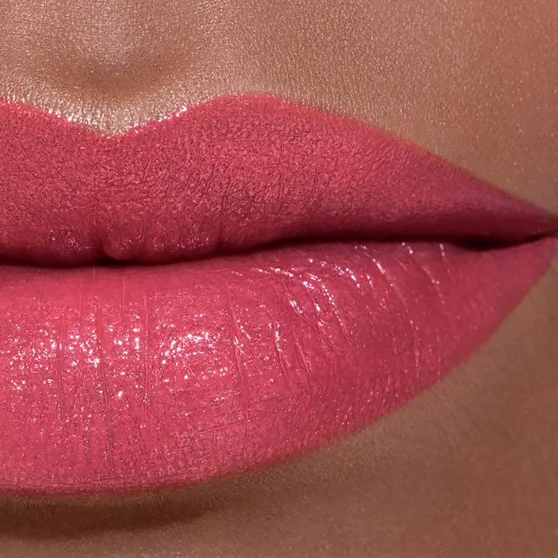 rouge-coco-long-lasting-satin-lipstick-moisturizing-and-smoothing-treatment