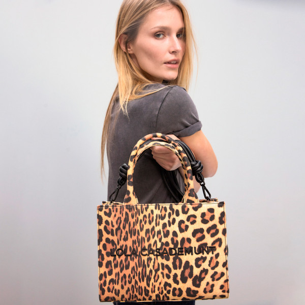 leopard-print-woven-mini-shopper-bag