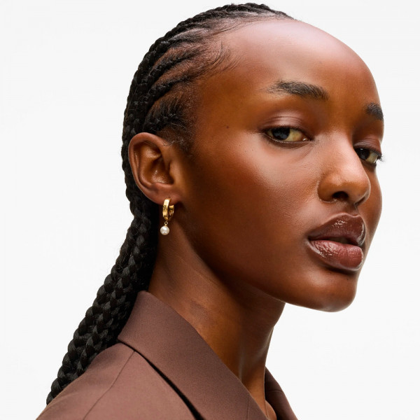 signature-pearl-earrings