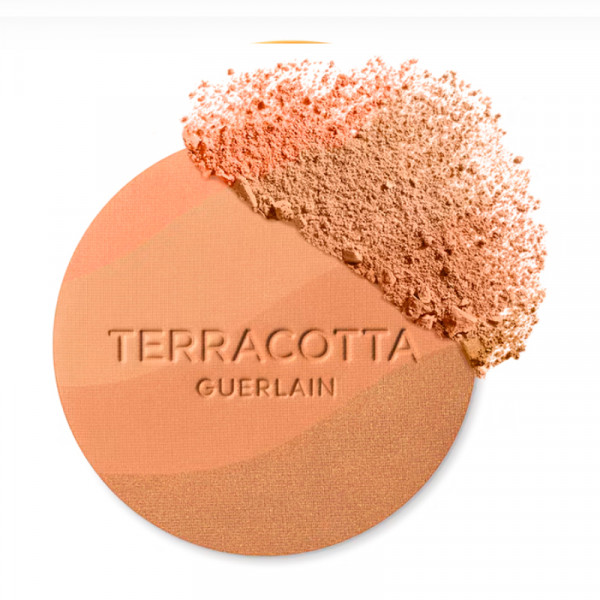 terracota-light-los-polvos-iluminadores-efecto-buena-cara-natural-96-de-ingredientes-de-origen-natural