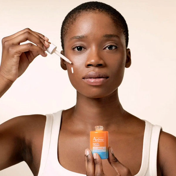 ultra-serum-spf50-hydrating-serum