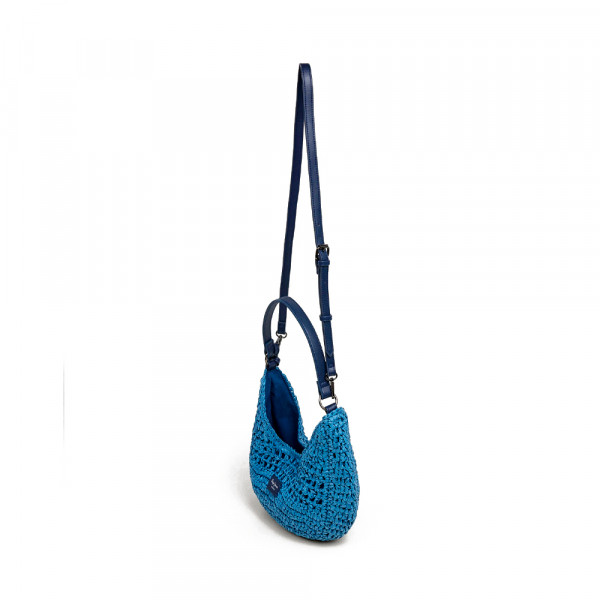 bolso-media-luna-de-rafia