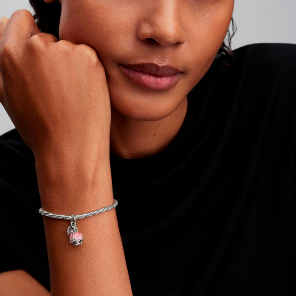 ciondolo-a-forma-di-fiore-bicolore-764453c01