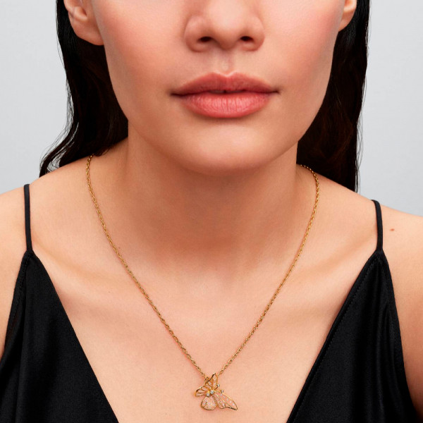 pingente-de-borboleta-vazada-tamanho-grande