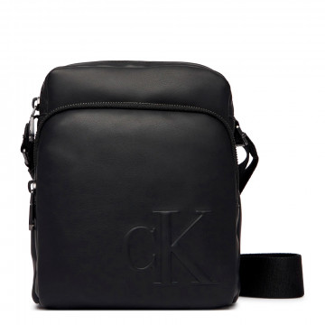 borsa-a-tracolla-da-reporter-con-monogramma-inciso