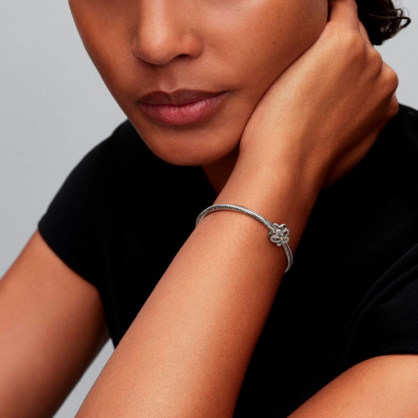 pingente-de-flor-em-prata-de-lei-764480c01