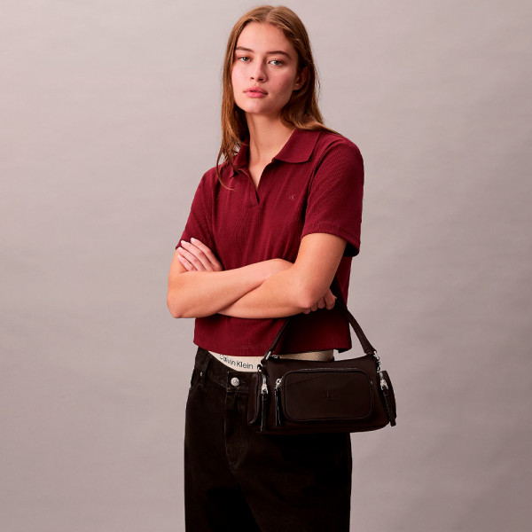 sac-a-bandouliere-en-nylon-souple-et-satin