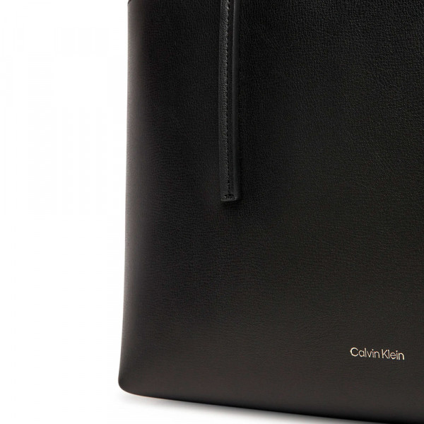 borsa-tote-piccola-con-logo-in-lamina