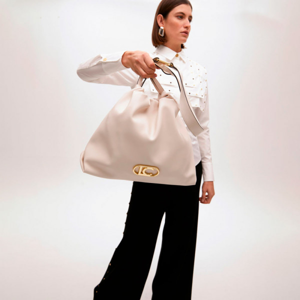 faux-leather-shopper-bag-with-oval-lc-logo